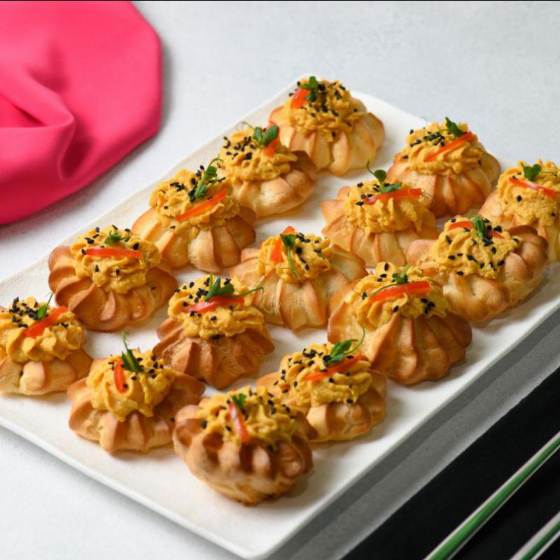 Профітролі з курячим мусом Профітролі з курячим мусом