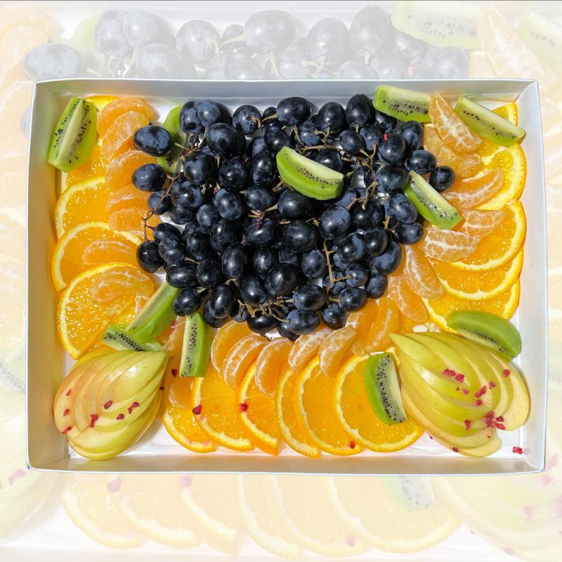 Фруктовий бокс Fruit Sweet Box