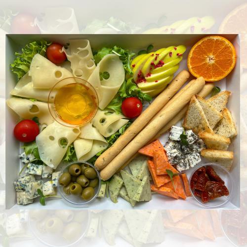 Сирний бокс "Cheese Food Box"